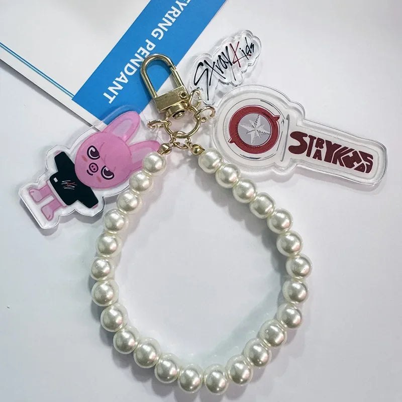Kit Chaveiro SKZOO com Corrente de Pérolas – 3 Peças Acrílico Dupla Face | Stray Kids Merch Fofo para STAYs