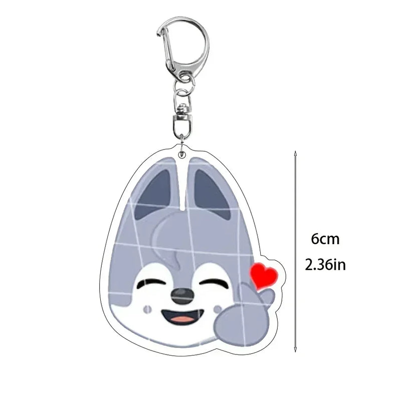 Kit com 8 Chaveiros Acrílicos Kpop – Fofo e Colecionável | Acessórios para Mochila, Bolsa ou Presente para Fãs