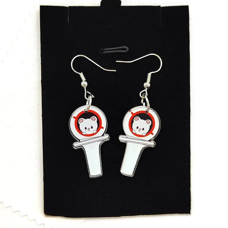 Kit com 8 Pares de Brincos Acrílicos Kpop SKZ  – Estilo Cartoon Fofo | Presente Criativo para Fãs