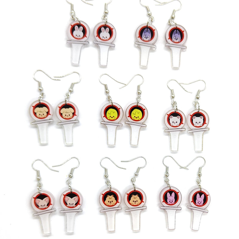 Kit com 8 Pares de Brincos Acrílicos Kpop SKZ  – Estilo Cartoon Fofo | Presente Criativo para Fãs